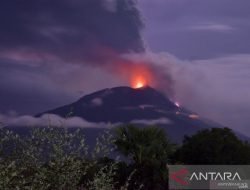 Gunung Ile Lewotolok di NTT Erupsi, Terjadi 48 Kali Letusan