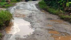 Kondisi jalan di Desa Talang Ilir, Kecamatan Kotabumi, Kabupaten Lampung Utara