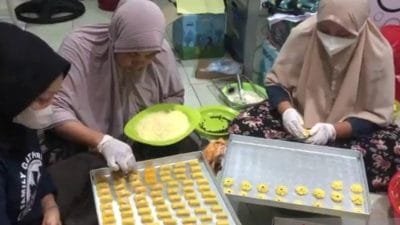 Usaha Kue Kering di Jakarta Timur Kebanjiran Pesanan