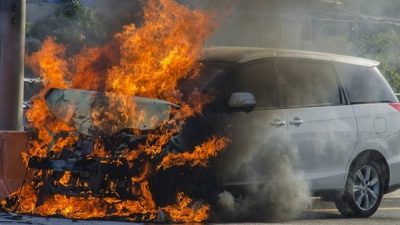Tips Cegah Mobil Terbakar Saat Panas Ekstrem