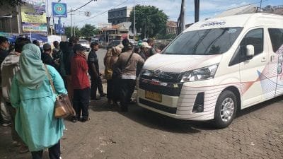 Penukaran Uang di Pasar Slipi Harus Daftar Daring