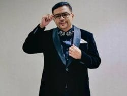 Vokalis Kahitna Carlo Saba Meninggal Dunia