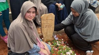 Kabar Duka, Ayah Tissa Biani Meninggal Dunia