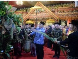 HUT Kota Curup Ke-143 Ditutup Dengan Prosesi Adat “Pancung Tebu”