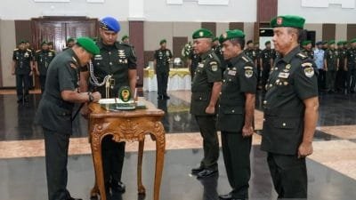 Pangdam Jaya Pimpin Sertijab dan Wisuda Purnawira Pamen Kodam Jaya