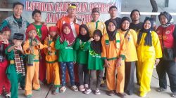 Asosiasi Pencak Silat Tradisi Betawi (Astrabi) kembali menggelar latihan gabungan perguruan pencak silat sekaligus mengadakan donor darah di halaman kantor Palang Merah Indonesia (PMI) Jakarta Utara, Ahad (4/6/2023).