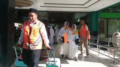 698 Calon Haji Bali Diberangkatkan ke Mekkah Dari Embarkasi Surabaya