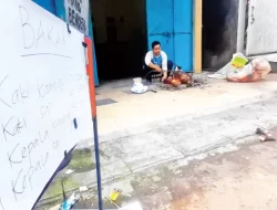 Jasa Penggilingan Daging di Pasar Sidoarjo Masih Terlihat Sepi