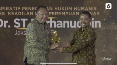 Jaksa Agung Burhanuddin Raih penghargaan sebagai tokoh inspiratif