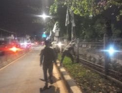 Kasatpol PP Jakbar Tempuh Jalur Komunikasi Tertibkan Atribut Partai