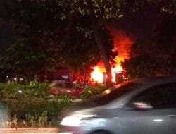 Si Jago Merah Ngamuk di Klender, 16 Damkar Dikerahkan