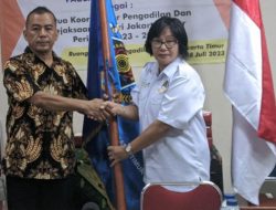 Ketua PWI Jaya Lantik Paulina Pasaribu Jadi Koordinator Wartawan PN dan Kejari Jaktim