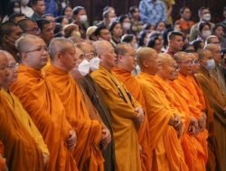 Heru: Waisak Momen Untuk Refleksikan Kebajikan dan Persatuan