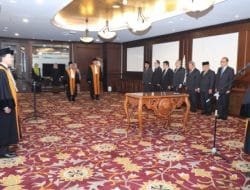Ketua MA Pandu Sugeng Santoso dan Junaedi Ucap Sumpah Jabatan Hakim Ad Hoc PHI