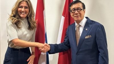 Menkumham Yasonna H. Laoly bersama Menteri Kehakiman dan Keamanan Belanda, Dilan Yeşilgöz-Zegerius.