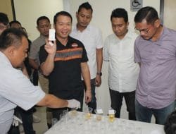 Polres Jakarta Barat Tes Urine 95 Anggota