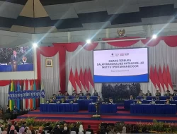 Di Kampus IPB, Jokowi: Hadapi, Jangan Takut Dengan Kecerdasan Buatan