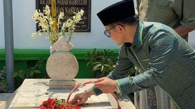 Datang ke Jombang, Cak Imin Ziarah ke Makam Pendiri NU