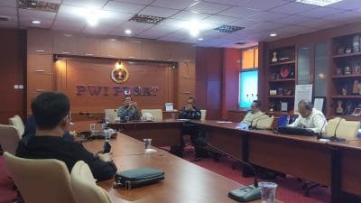 Persatuan Wartawan Indonesia (PWI) Pusat kepemimpinan Hendry Ch Bangun menyelenggarakan rapat perdana, yang berlangsung di Sekretariat PWI Pusat