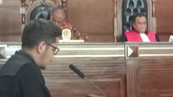 JPU Ari Sulton Abdullah, SH, membacakan dakwaan kasus dugaan pemalsuan sertipikat tanah dengan terdakwa H. Aspas Bin H. Abdul Majid di Pengadilan Negeri (PN) Jakarta Utara, Selasa (10/10/2023).