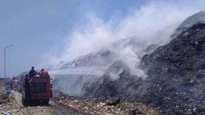 Pemprov Bali Targetkan Api TPA Suwung Cepat Padam lewat Teknik Terbaru