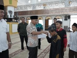 Bupati Asahan Beri Santunan Untuk Anak Yatim dan Tukang Becak