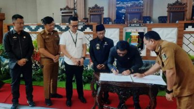 DPRD Lampung Timur Gelar Rapat Paripurna Terkait Lima Raperda