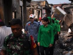 Persit KCK Cabang XV Kodim 0501/JP Salurkan Bantuan kepada Warga Terdampak Bencana Kebakaran di Jakpus