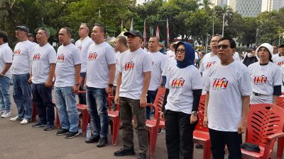 Menkop Teten Masduki Bersama Ratusan Anggota PWI Ikut Jalan Santai Launching HPN 2024
