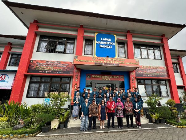 Kunjungan Studi Lapangan Mahasiswa Fakultas Hukum Universitas Diponegoro (FH Undip) di Lapastik Bangli, Kamis (9/11/2023).