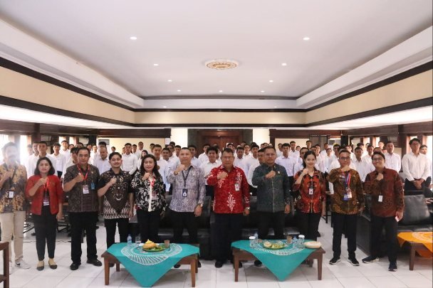 sebanyak 1.903 peserta mengikuti tes seleksi Kompetensi Dasar (SKD) calon Pegawai Negeri Sipil (CPNS) Kanwil Kemenkumham Bali.