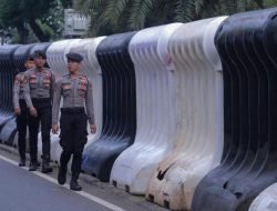 Pengamanan Ketat di KPU Jelang Undi Nomor Urut Capres-Cawapres 2024