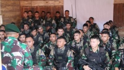 Kunjungan Pangkostrad