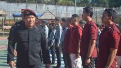 Kepala Divisi Pemasyarakatan Kanwil Kemenkumham Bali, I Putu Murdiana memimpin Apel Siaga di Lapangan Lapas Narkotika Kelas IIA Bangli, Kamis (21/12/2023).