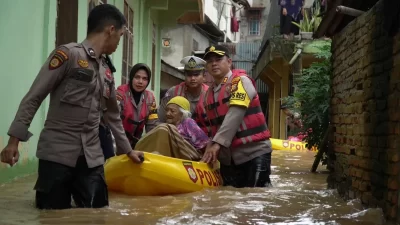 Banjir Landa Rokan Hulu-Riau, 320 Rumah-Fasum Terendam