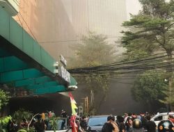 Blok M Square Terbakar, 85 Personel Gulkarmart Diterjunkan Untuk Pemadaman