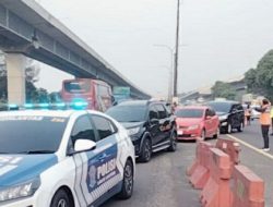 Cegah Kepadatan, Contraflow Diterapkan di Tol Jakarta-Cikampek