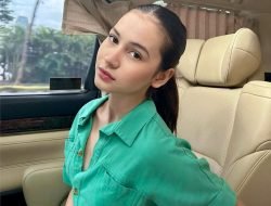Ngaku Salah, Sandrinna Michelle Minta Maaf ke Ibunya