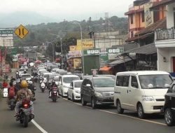 Contraflow di Tol Jagorawi Dihentikan, Lalu Lintas Menuju Puncak Berangsur Normal