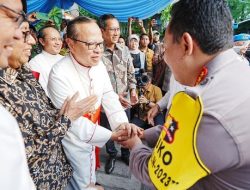Misa Natal di Gereja Katedral Dipantau Kapolri dan Menko PMK Membawa Pesan Presiden Jokowi
