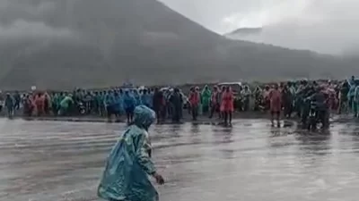 Viral “Bromo Banjir Guys”, Dibantah TNBTS