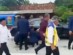 Viral Ban Mobil Presiden Jokowi Bocor, Istana: Bukan Ganti Ban tapi Paspampres Sedang Loading!