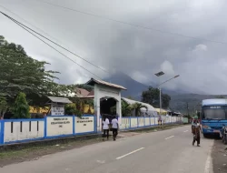 Antisipasi Gas Belerang Letusan Gunung Lewotobi, PVMBG: Warga Jangan Lepas Masker