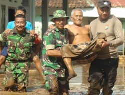 Banjir Bandang Terjang Desa Prodo Winongan, Ini yang Dilakukan Anggota Koramil