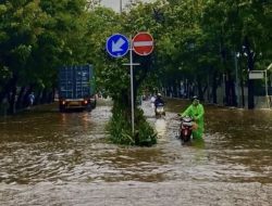 Titik Banjir Bertambah, BPBD DKI: Menjadi 38 RT dan 23 Ruas Jalan
