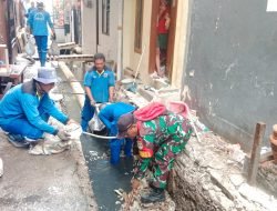 Babinsa Koramil 08/Johar Baru-Sudin Tata Air Kerja Bakti Bersama