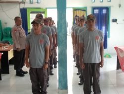 Untuk Pengamanan TPS, Bhabinkamtibmas Polres Pesisir Barat Latih Linmas