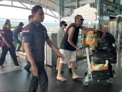 Langgar UU Keimigrasian, Bapak dan Anak WNA Australia Dideportasi dari Bali