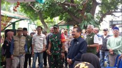 Dandim 0819/Pasuruan Letkol Arh Noor Iskak bersama dengan Forkopimda mengunjungi TPS di wilayah Pasuruan, Jawa Timur, Rabu (14/2/2024). (Foto:Dok. Pendim 0819/Pasuruan)
