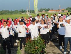 Hari Jadi ke-338 Kota Pasuruan, Dandim Ikuti Olahraga Bersama dan Tanam Pohon